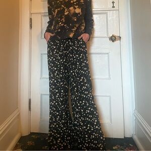 Flower Jumpsuit American Eagle size Small